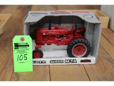 Farmall Super M-TA Tractor - Spec. Edn. 1/16th Scale