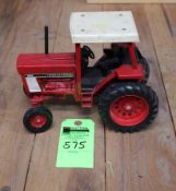 IH 586 Tractor w/ROPS- No Box