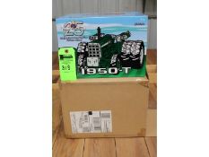 Toy Farmer Silver Anniv Oliver 1950-T Tractor w/FWA & Duals