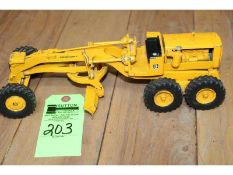 Caterpillar No 12 Motor Grader - No Box