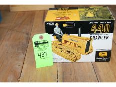 JD 440 Crawler - Yellow - 2005 NTT Show