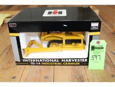 IH TD-14 Industrial Crawler w/Blade