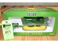 JD 2010 Crawler w/Blade & Metal Tracks