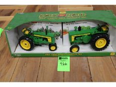 JD 720 & 820 Tractor - 50th Anniv. Coll. Set