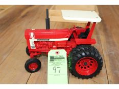 IH 100 Hydro Tractor w/Duals & Canopy - No Box