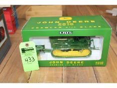 JD 2010 Crawler w/Blade