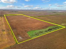 FARM 3 – +/-59.62 Acres – Legal: S½ N½ S½ SE ¼ & S½ S½ SE ¼ , 18-99-56, Hutchinson Co., SD