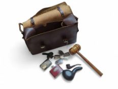 A vintage leather railway satchel/messenger bag, t