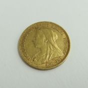 A Victoria 1895 full sovereign, Sydney Mint, 7.97g