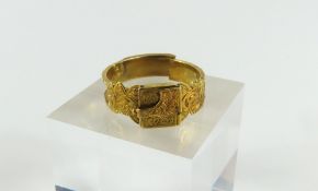 A Victorian hinged locket mourning ring, with engr