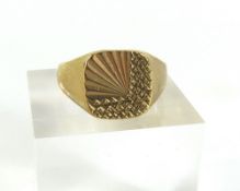 A signet ring with square head