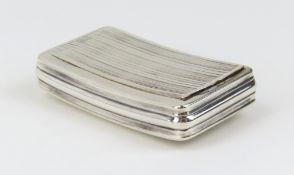 A Georgian silver snuff box