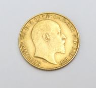 A 1912 King George V half sovereign, 4g gross