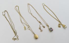 A 9ct gold coloured coated topaz set pendant, 2cm long in