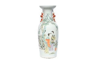A Chinese qinajinag cai vase with ladies and children in a palace garden, 19th/20th C.