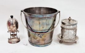 Late 19th / early 20th century American silver plated ice bucket by Reed & Barton, the swing handled