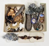 Collection of jewellery including two silver brooches set with butterfly wings, silver and