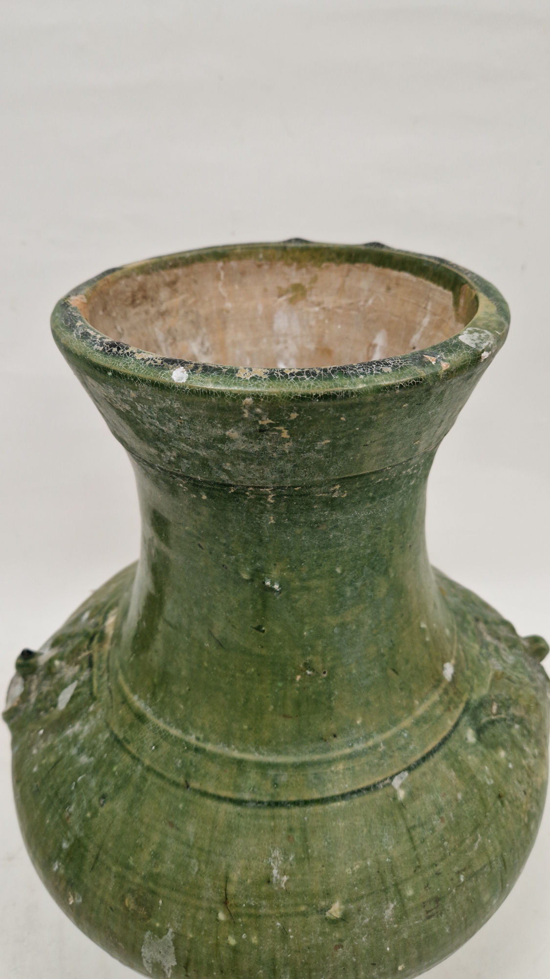 Chinese green glazed pottery vessel (Hu), in the Han Dynasty Archaic style, moulded with ringed - Image 11 of 16