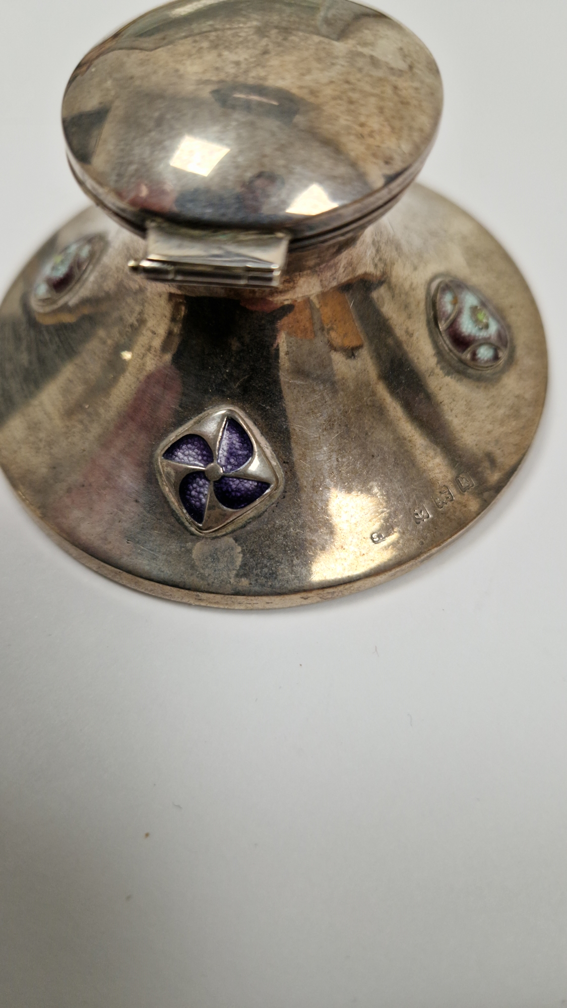 Edward VII silver and guilloche enamel capstan inkwell, Birmingham 1909, maker's mark rubbed, the - Image 12 of 18