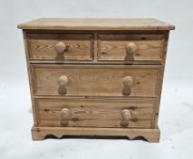 Modern small pine chest of two short over two long moulded drawers, the rectangular top with rounded