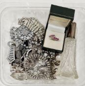 Early 20th century glass perfume bottle and stopper with silver collar, 16cm high together silver