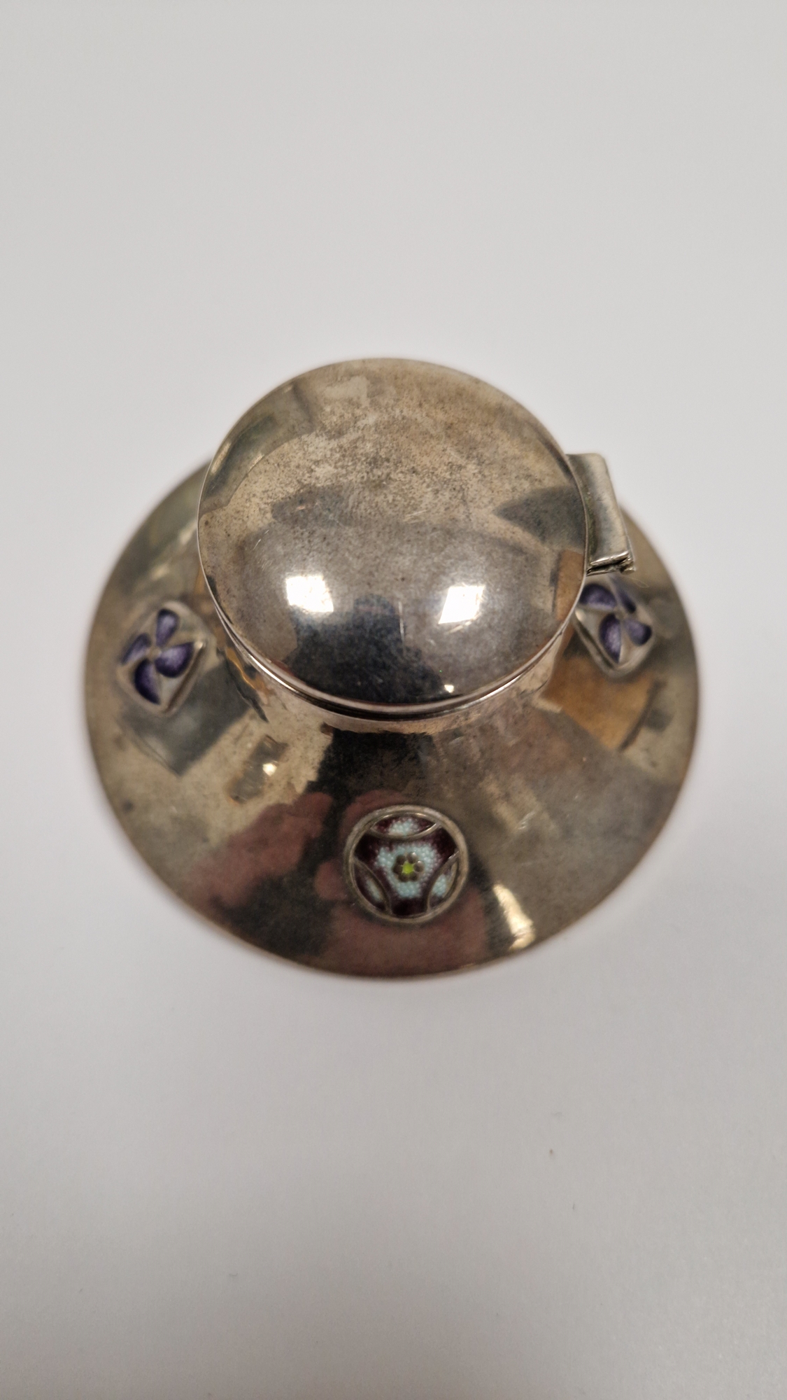 Edward VII silver and guilloche enamel capstan inkwell, Birmingham 1909, maker's mark rubbed, the - Image 10 of 18