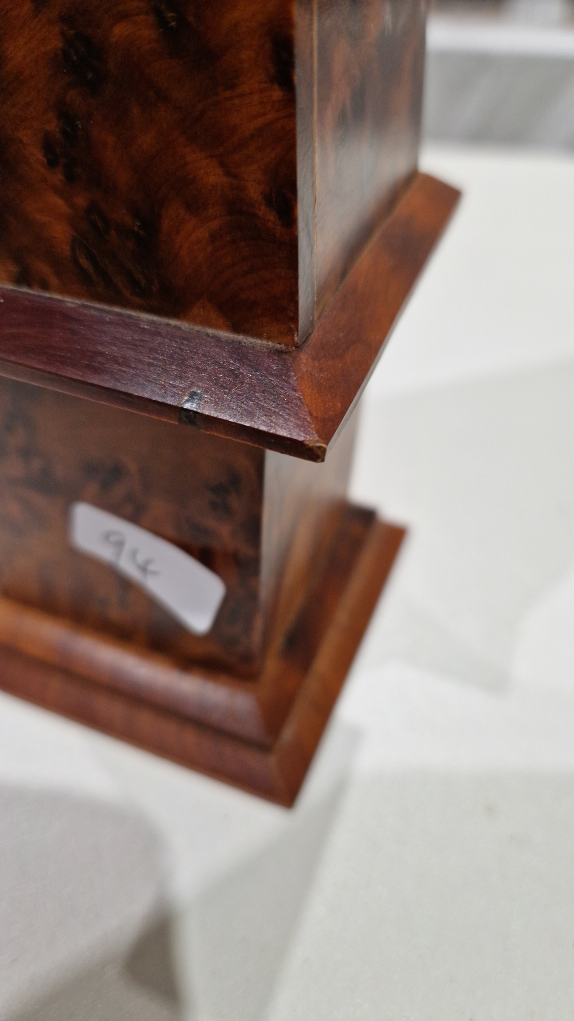 Collection of simulated tortoiseshell and burrwood desk obelisks, two tribal-style rattan covered - Image 5 of 8