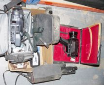 Small collection of camera related items to include a Cine Kodak model BB Junior, a Chinon F22P