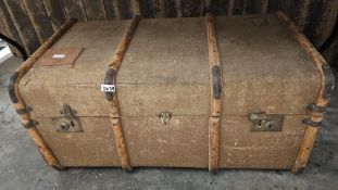 Early 20th century wooden bound and canvas covered travelling trunk, 84cm wide
