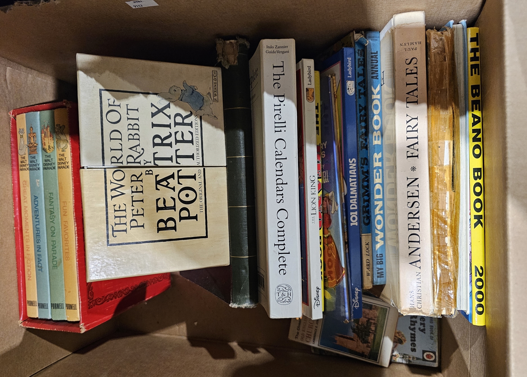 Assorted volumes to include "The Pirelli Calendar Complete", Thames & Hudson, box set of Beatrix - Image 2 of 2