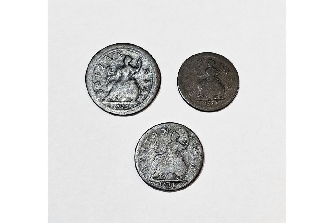 George I (1714-1727) copper coinage, 1719 farthing, second issue, some deposits in field, - Image 3 of 4