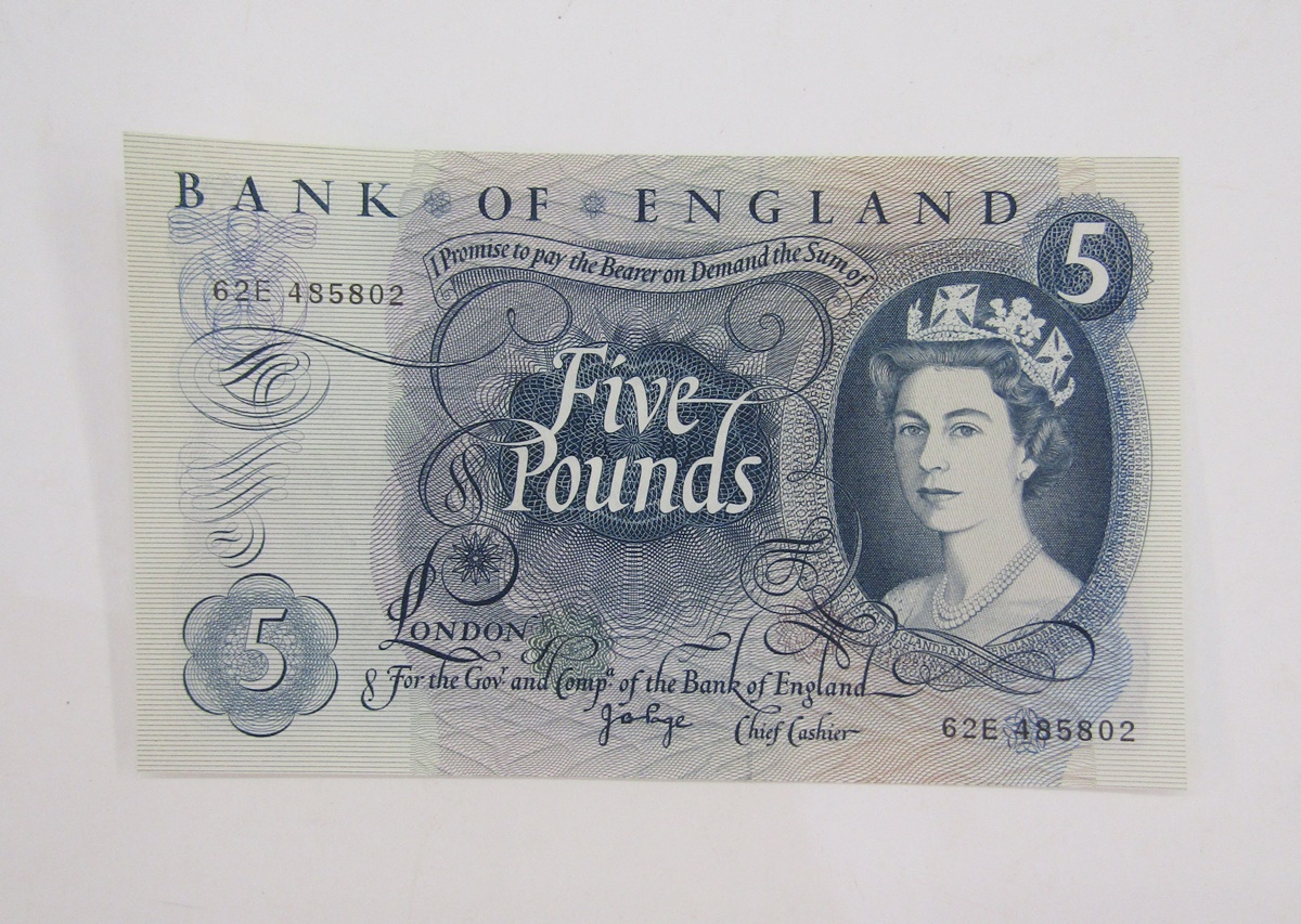 Bank of England £5, signed J B Page, prefix 62E 485802, January 1967, Queen Elizabeth II at