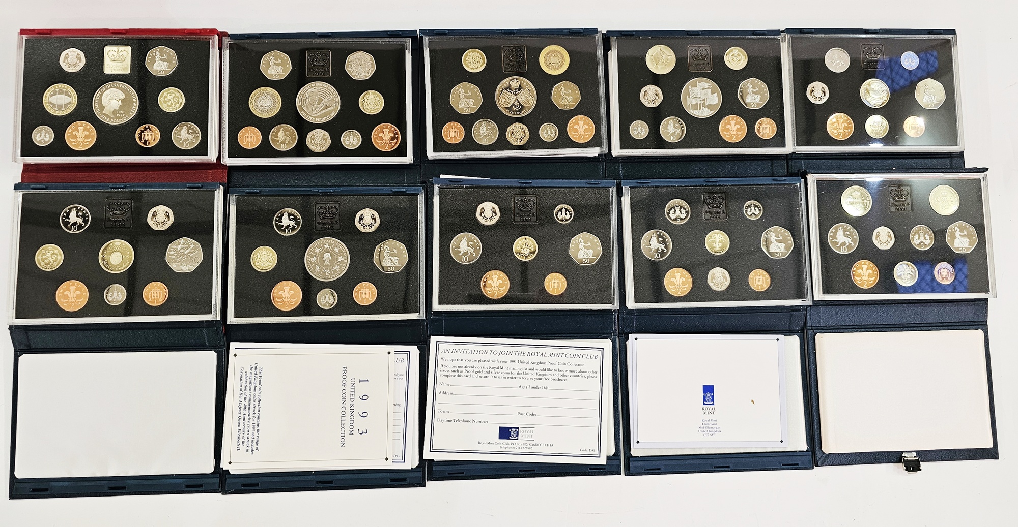 GB coins: Box of 15 Royal Mint QEII decimal proof coin sets 1984-1999, including 1989 Scottish Claim - Image 2 of 3