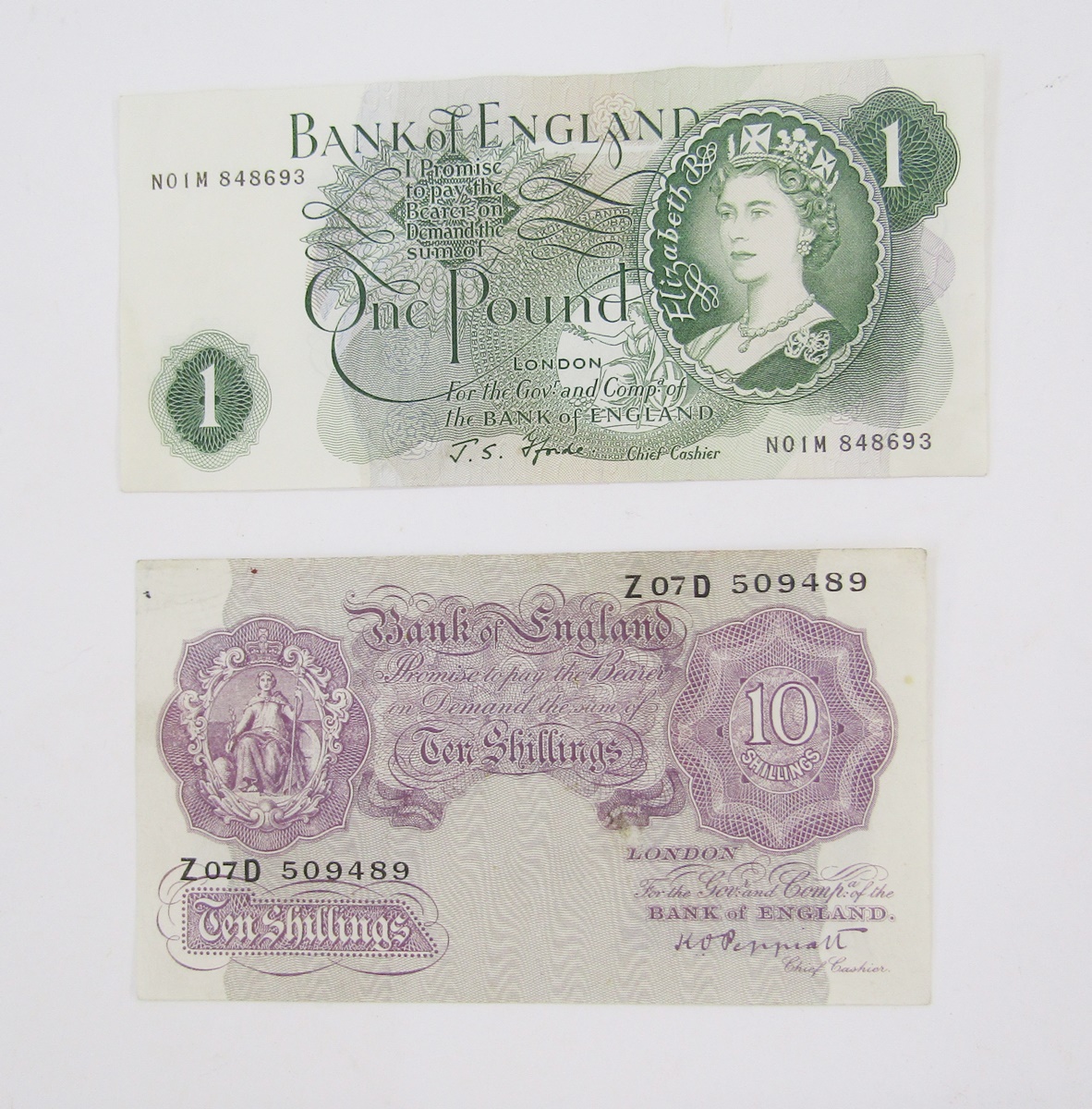 Elizabeth II, February 1967, replacement £1 note, prefix N01M 848693, J.S. Fforde, small G on