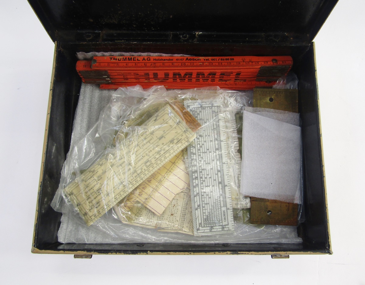 Quantity of scientific tools and instruments to include a Davis & Son, London and Derby brass - Image 2 of 2