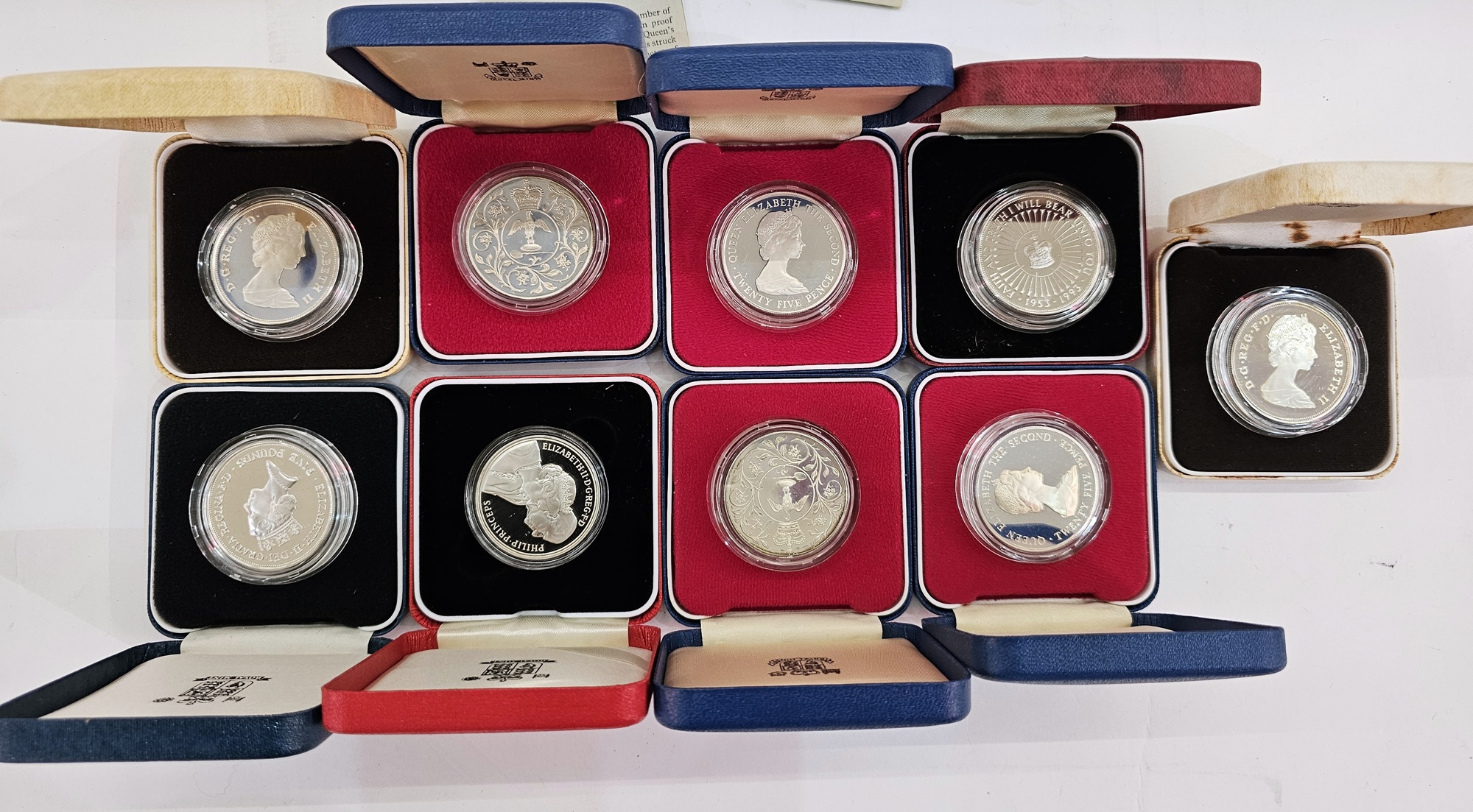 GB & other coins: Nine boxed QEII silver proof coins cat value c £300, .925 silver weight c 250g - Image 5 of 5