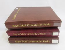 GB stamps: With face value c£500, 2 albums of QEII decimal presentation packs and one of bespoke