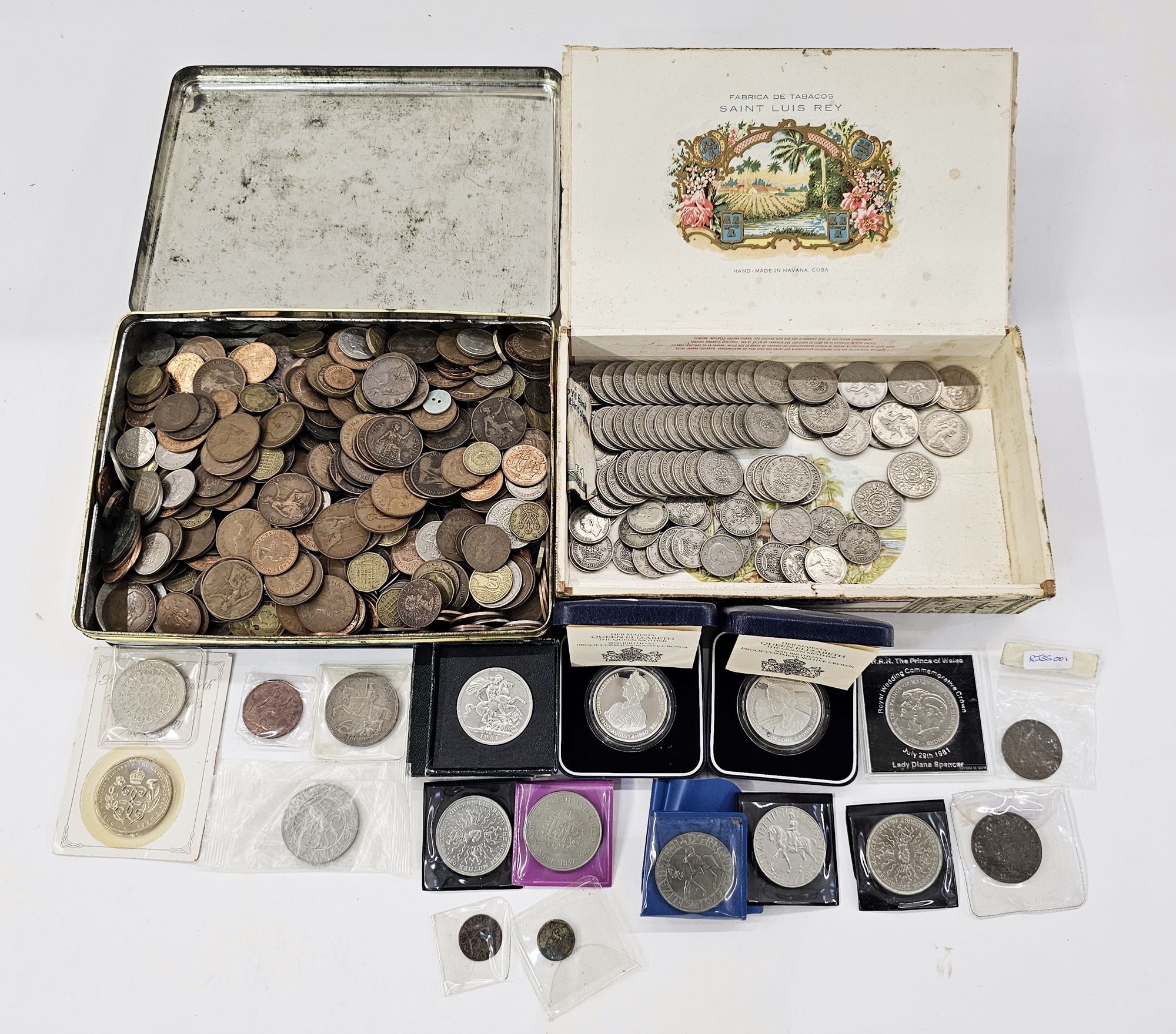 Group of coins, (2) proof crowns, silver, 80th birthday one crown Gibraltar and Falklands Islands, 6 - Image 2 of 6