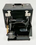 Singer sewing machine, featherweight model no. 222K, with case and some accessories Condition Report