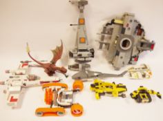 Four boxes of loose Lego to include part built No.6208 B-wing Fighter, No.9493 X-wing Starfighter (