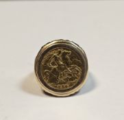 9ct gold signet ring claw set with a half-sovereign dated 1910, size T, gross weight 9.8g approx.