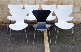 Set of six Republic of Fritz Hansen white butterfly-style chairs models 100, on chrome tubular