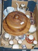 Assorted teawares including a Wedgwood bone china Cleo pattern part coffee service, Canton
