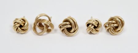 Two pair of 9ct yellow gold knot earrings together with a single 9ct yellow gold knot earring,
