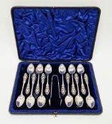 Victorian twelve silver teaspoons and matching sugar tongs set, Sheffield 1900, Atkin Brothers,