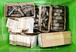 Quantity of loose electronic tube valves including Mullard EB6D, GEC395, Mazda PEN46 and various