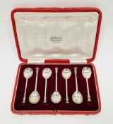 Edward VII cased set of seven silver teaspoons, Sheffield 1916, John Sidney Rambridge, seal tops, in