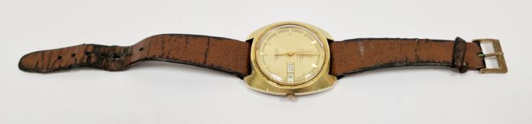 Omega electronic f300Hz Geneve chronometer wristwatch, gilt dial, baton hour markers, day/date