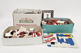 Collection of mainly 1970's loose Lego, mostly blocks with a few other accessories, a quantity of