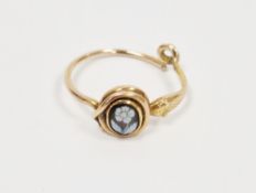 Victorian 9ct yellow gold mourning ring set with a forget-me-not sardonyx carved stone, the band